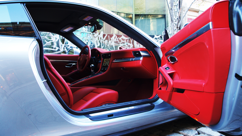 Illustration for article titled 2013 Porsche 911 Carrera 4S: The Jalopnik Review
